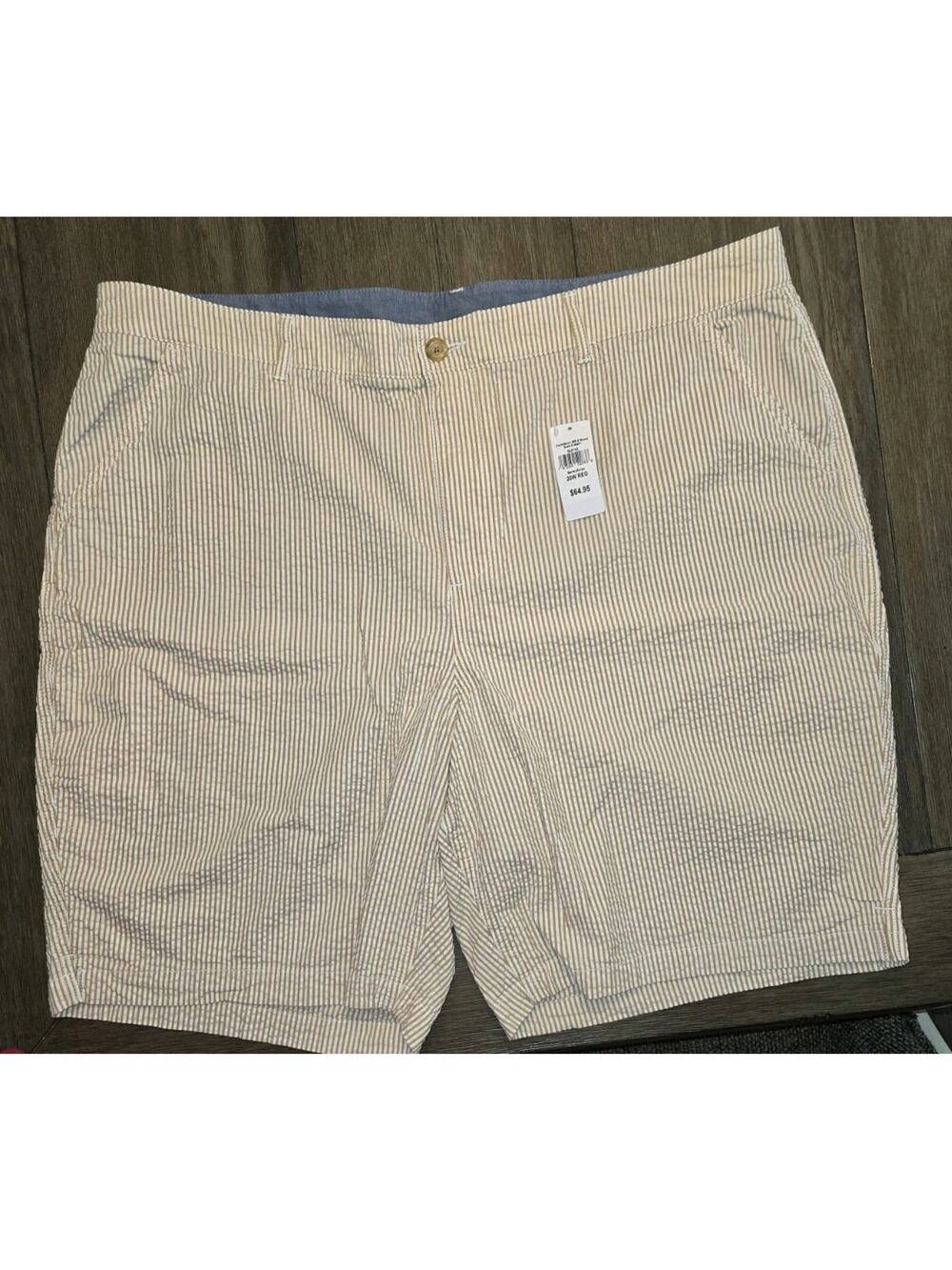 NEW L.L.Bean Shorts Womens 20W Tan Stripe Seersucker 9in Bermuda Shorts
